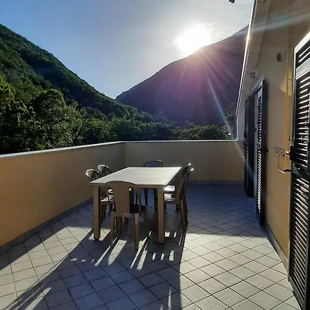 Ai Pe Da Colla Apartment Colletta Exterior photo